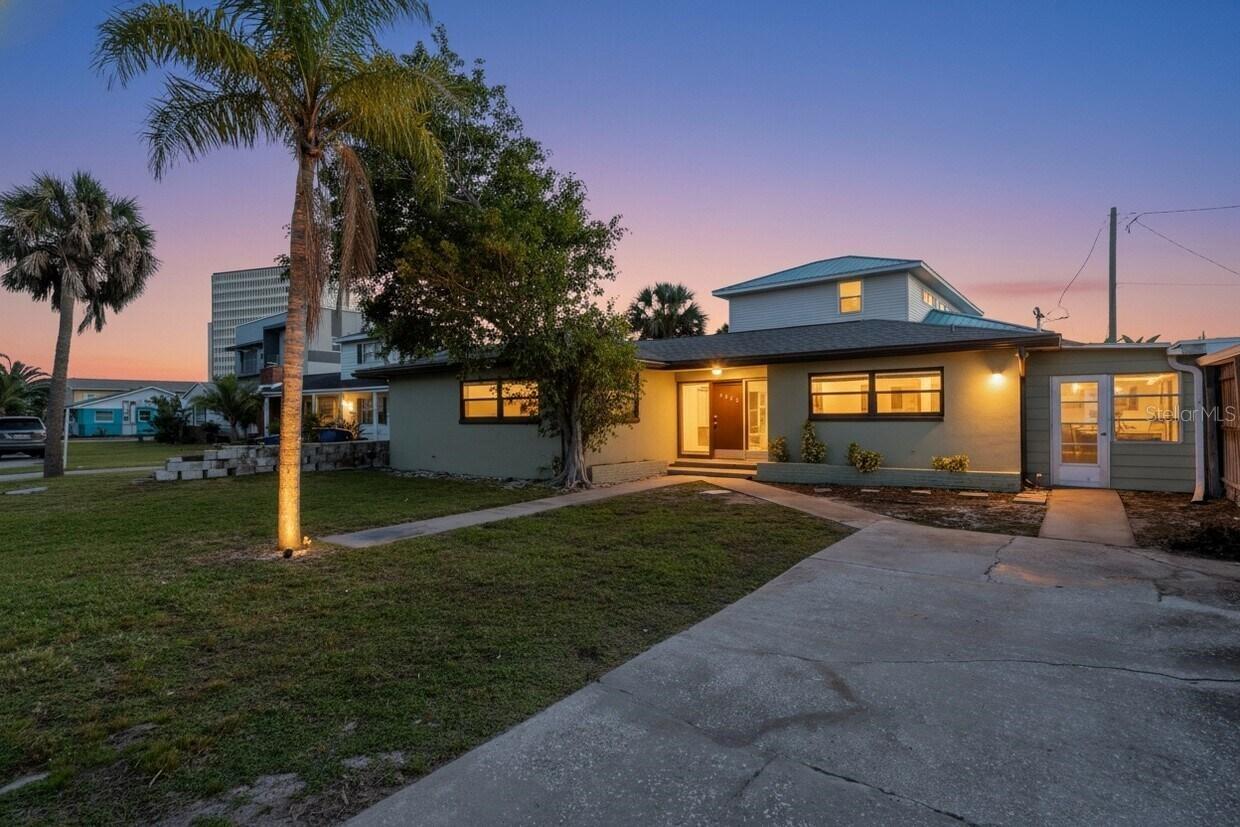 Listing photo id 14 for 800 Pasadena Avenue S