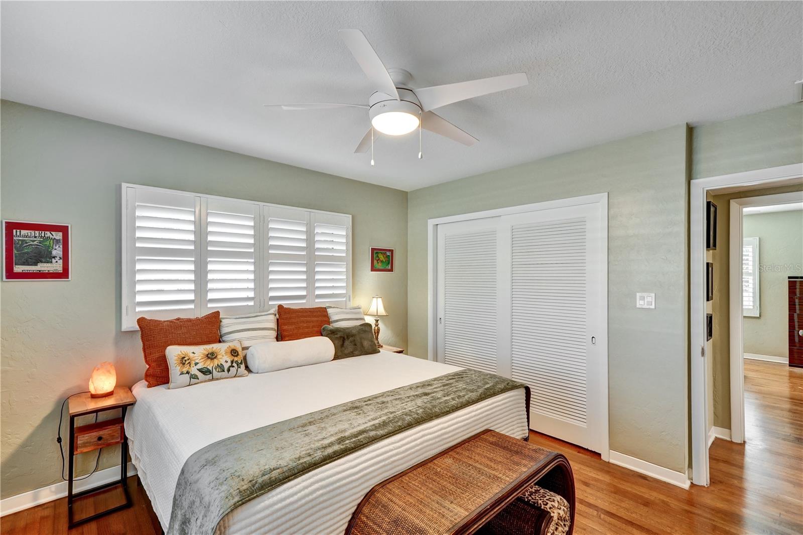 Image 10 of 32 For 4660 22nd Avenue S