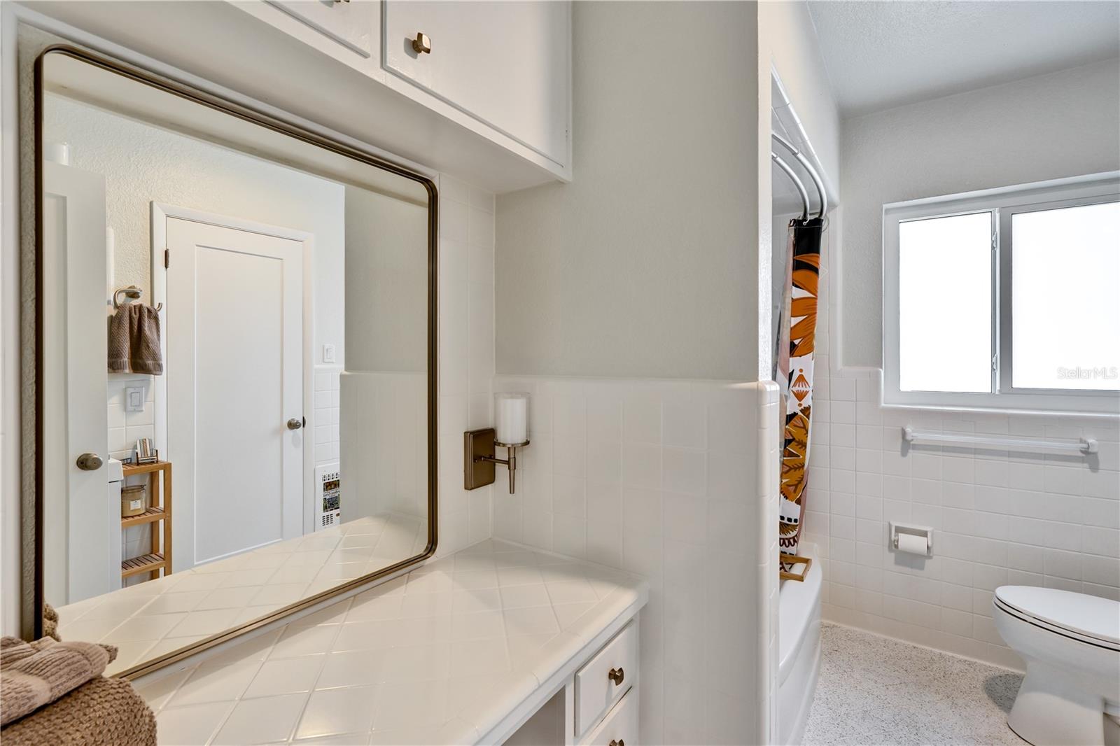 Image 15 of 32 For 4660 22nd Avenue S