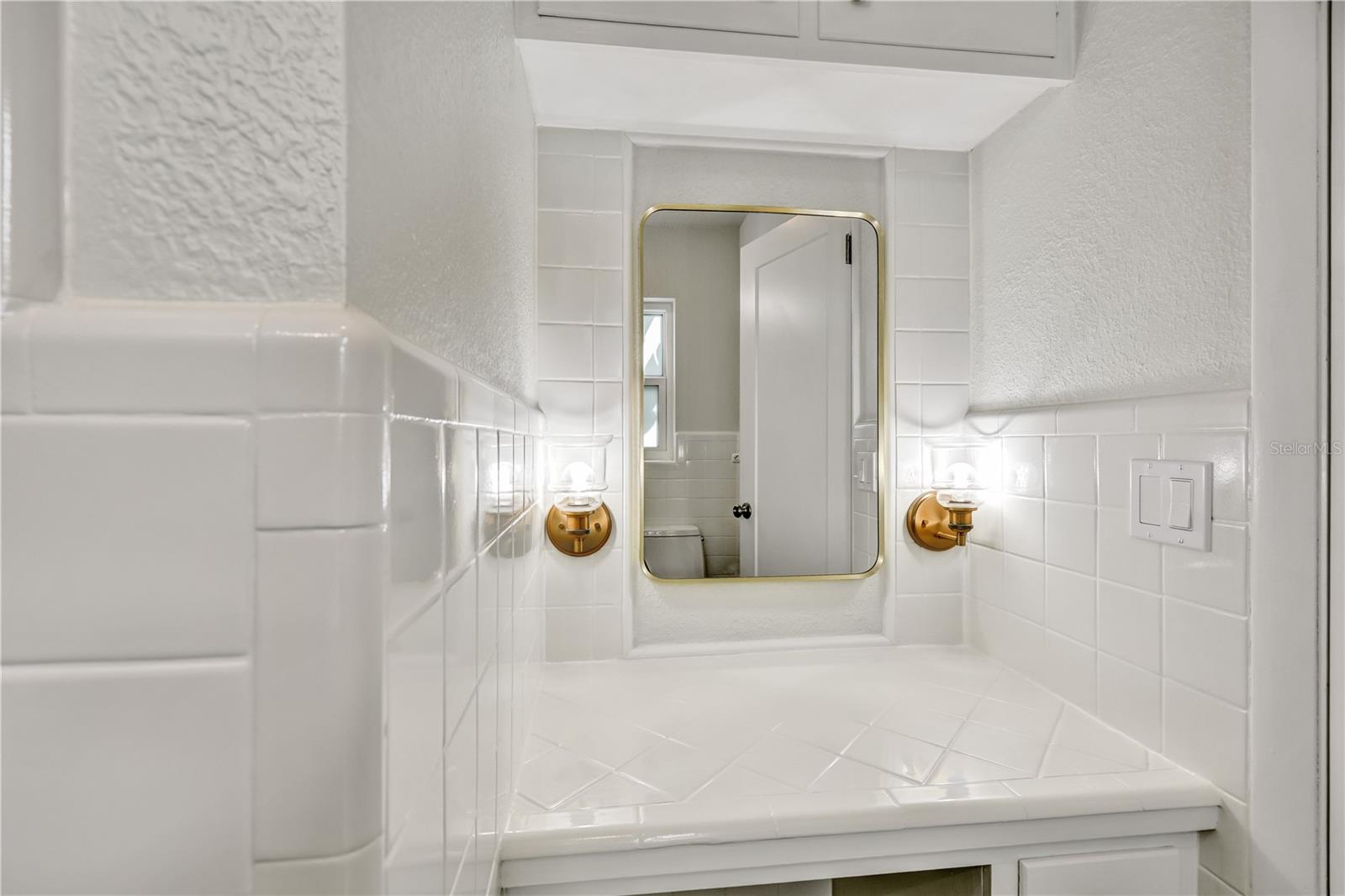 Image 22 of 32 For 4660 22nd Avenue S