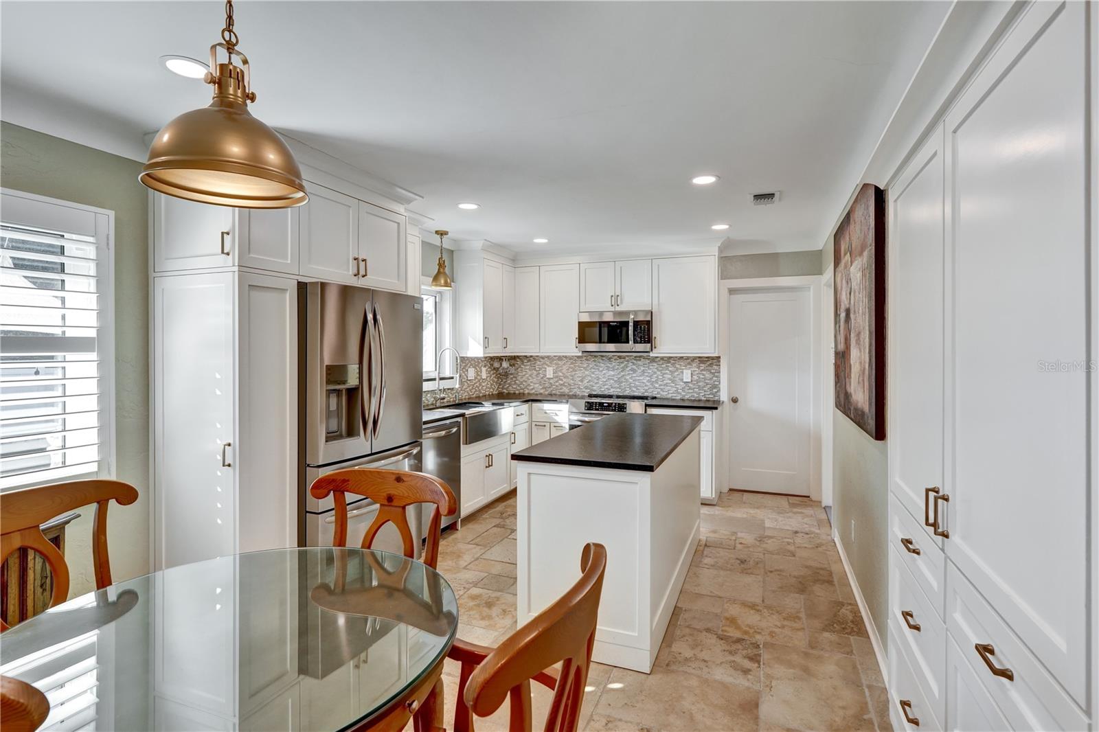 Image 6 of 32 For 4660 22nd Avenue S