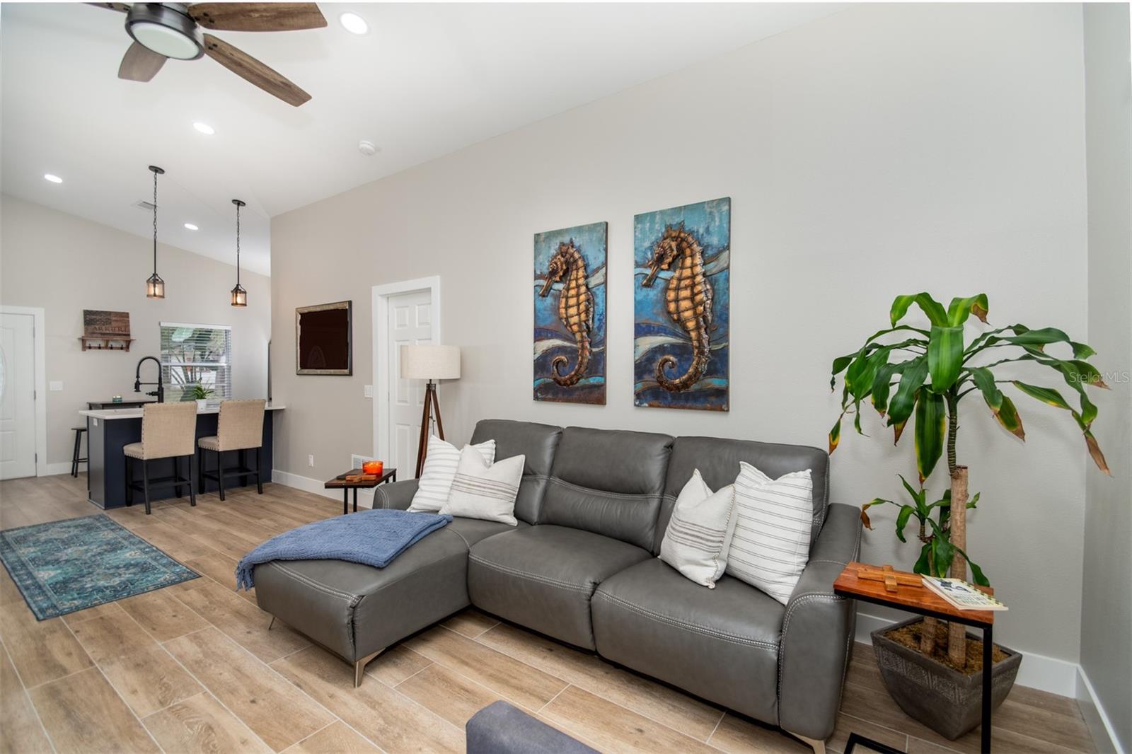 Image 4 of 39 For 1106 Goshen Road