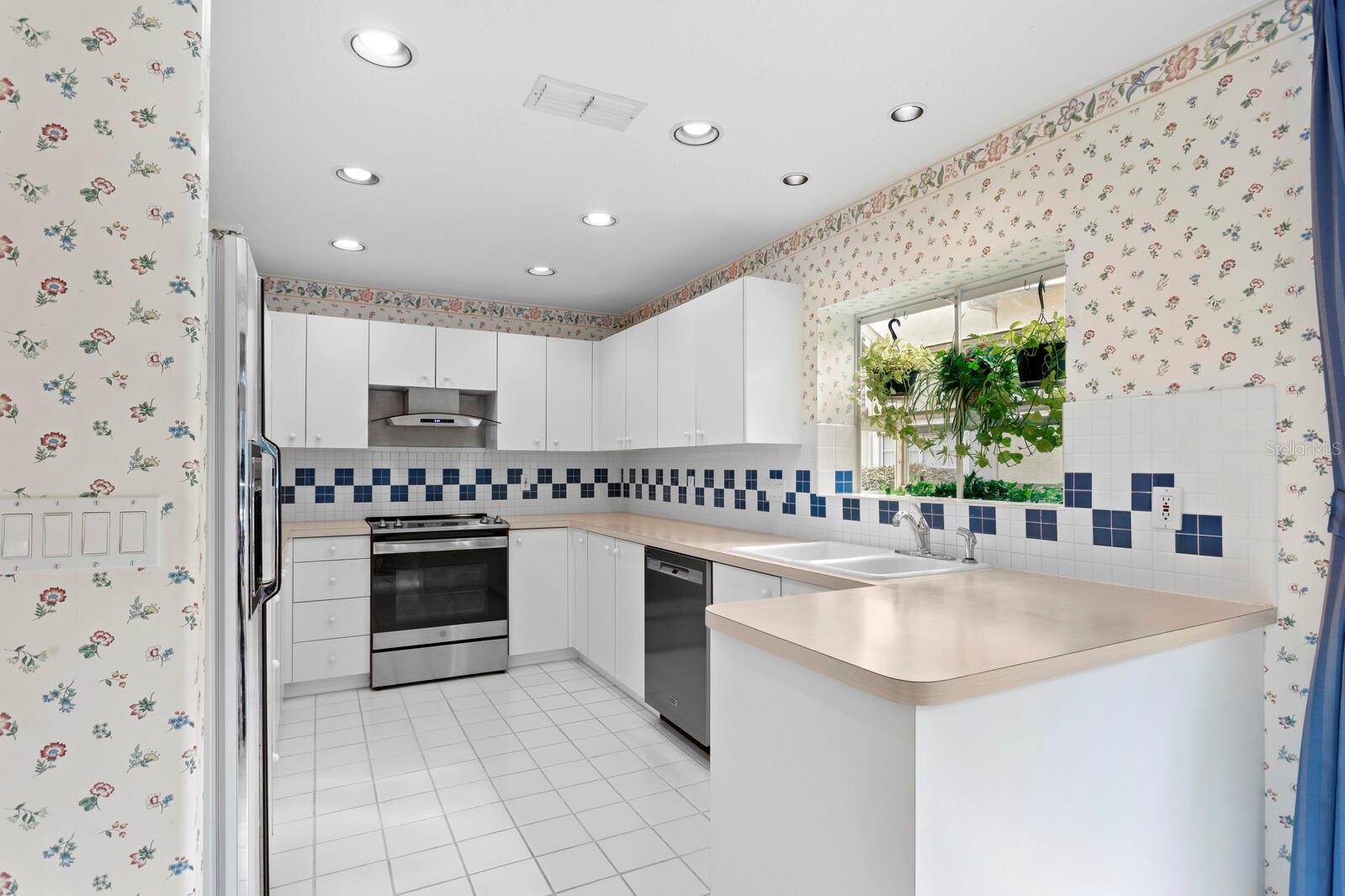 Image 16 of 61 For 17716 Nathans Drive