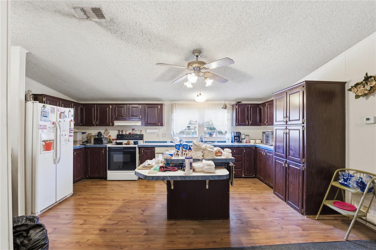 Image 13 of 46 For 10029 Chestnut Drive