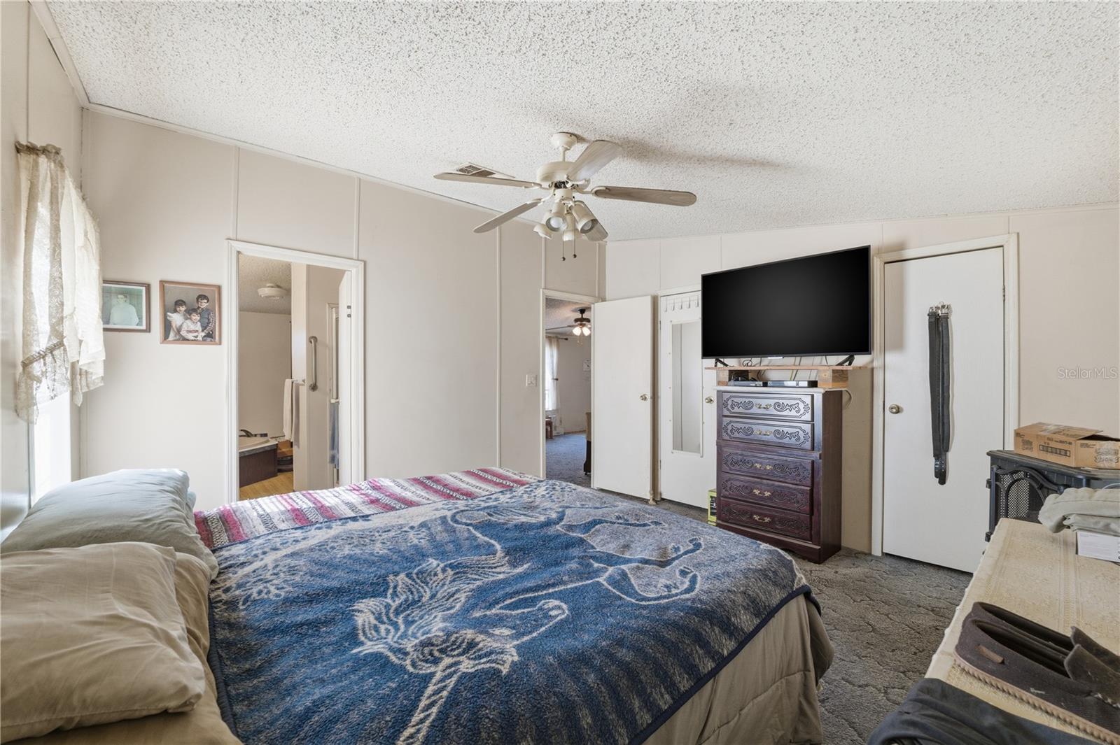 Image 17 of 46 For 10029 Chestnut Drive