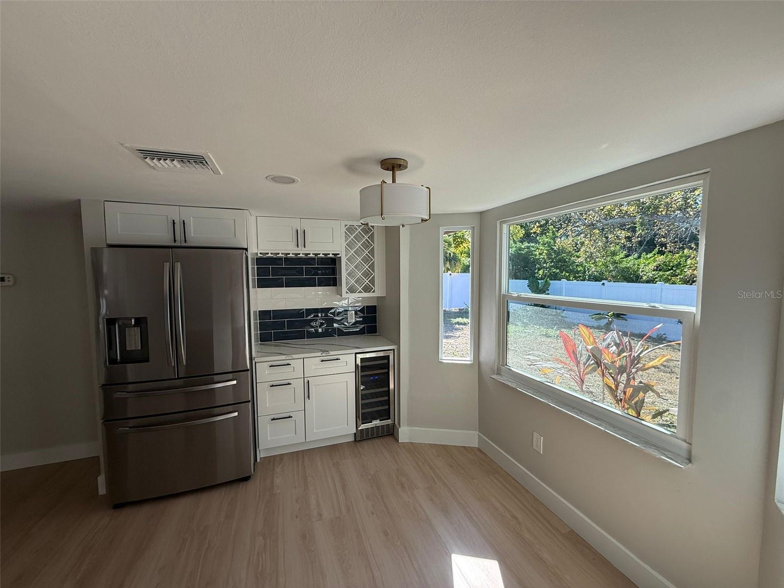 Image 9 of 21 For 1689 Monterey Drive