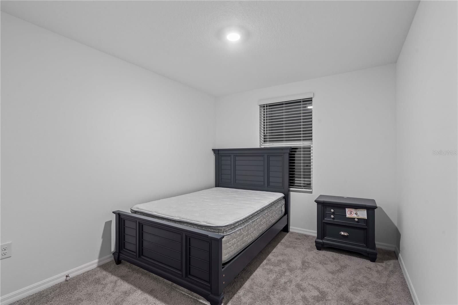 Image 29 of 36 For 959 Spotted Egret Loop