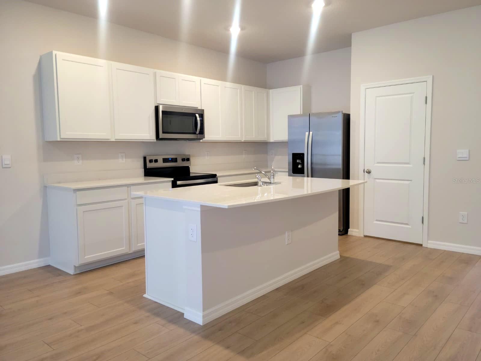 Image 11 of 40 For 11815 Davis Drive