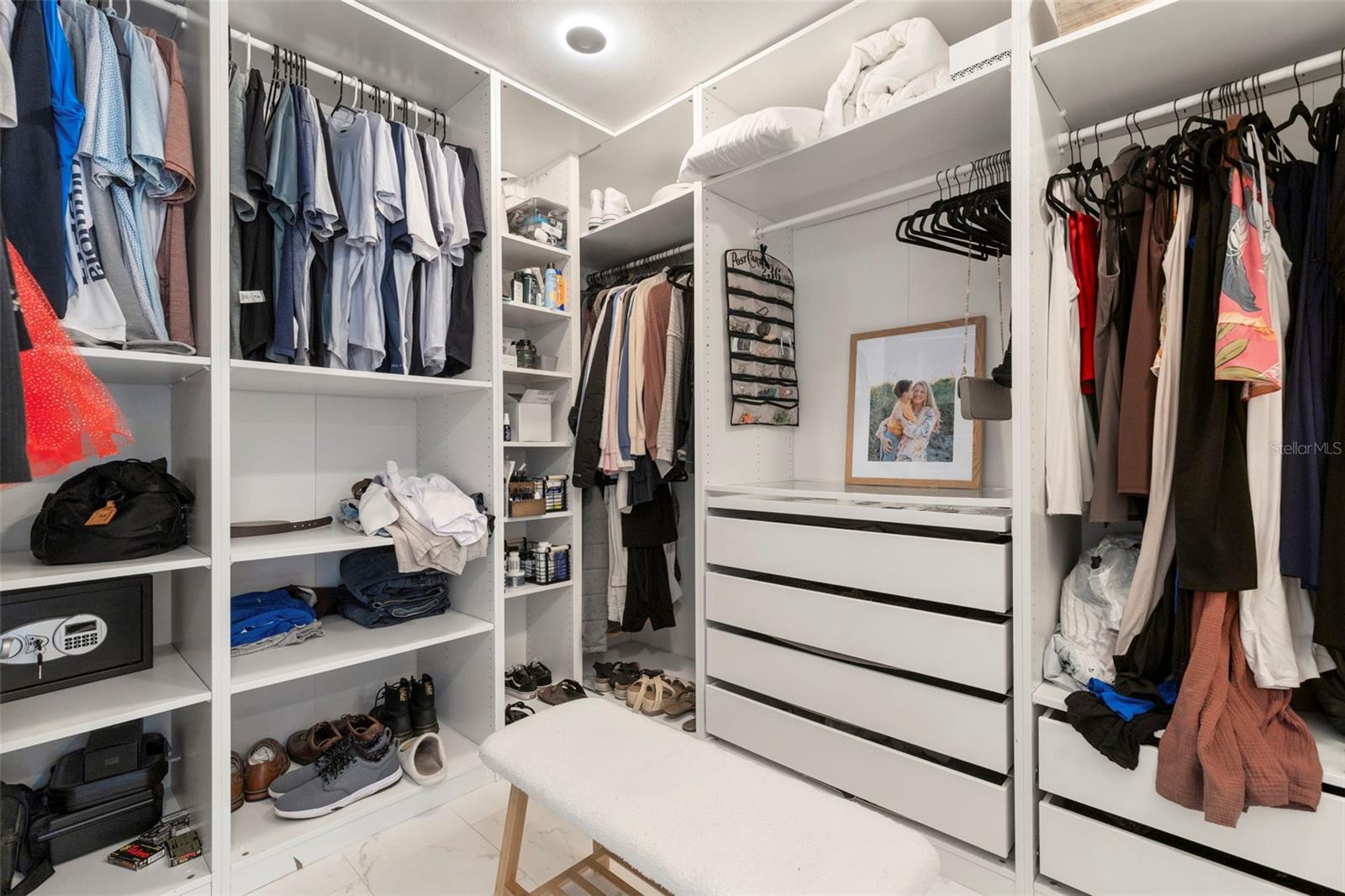 Image 18 of 49 For 1008 Michigan Boulevard