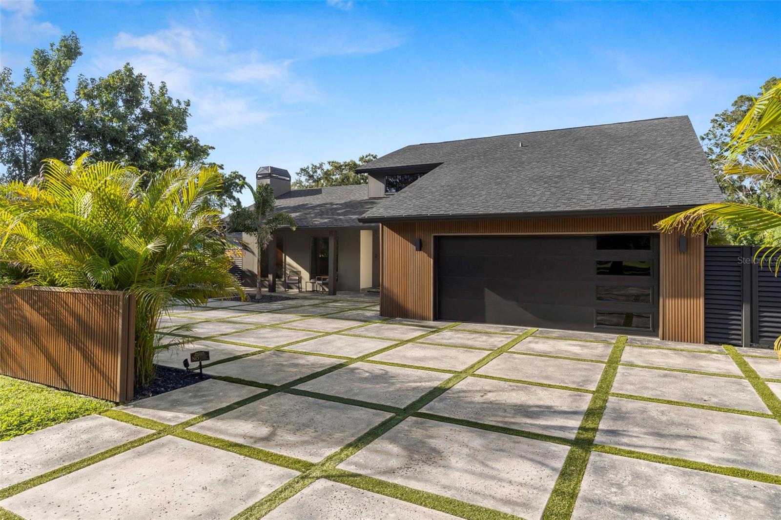 Image 30 of 49 For 1008 Michigan Boulevard