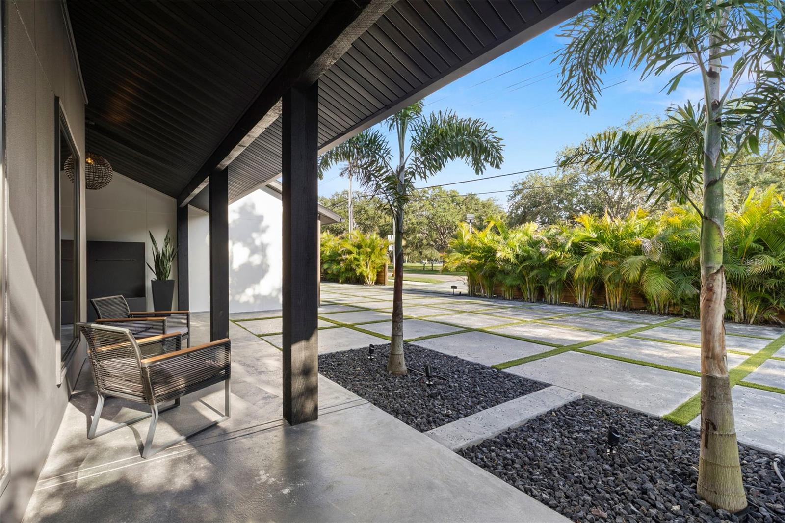 Image 32 of 49 For 1008 Michigan Boulevard