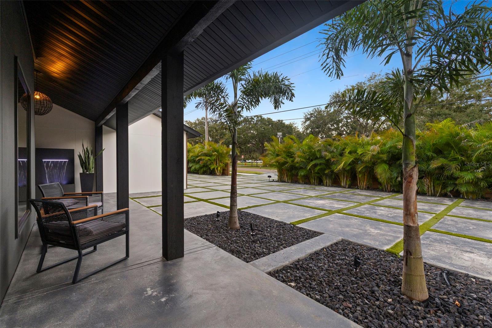 Image 46 of 49 For 1008 Michigan Boulevard