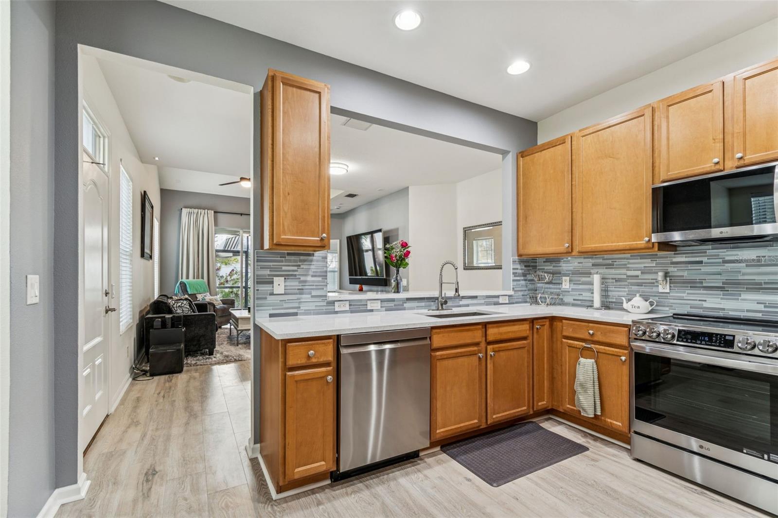 Image 12 of 67 For 10659 Whittington Court