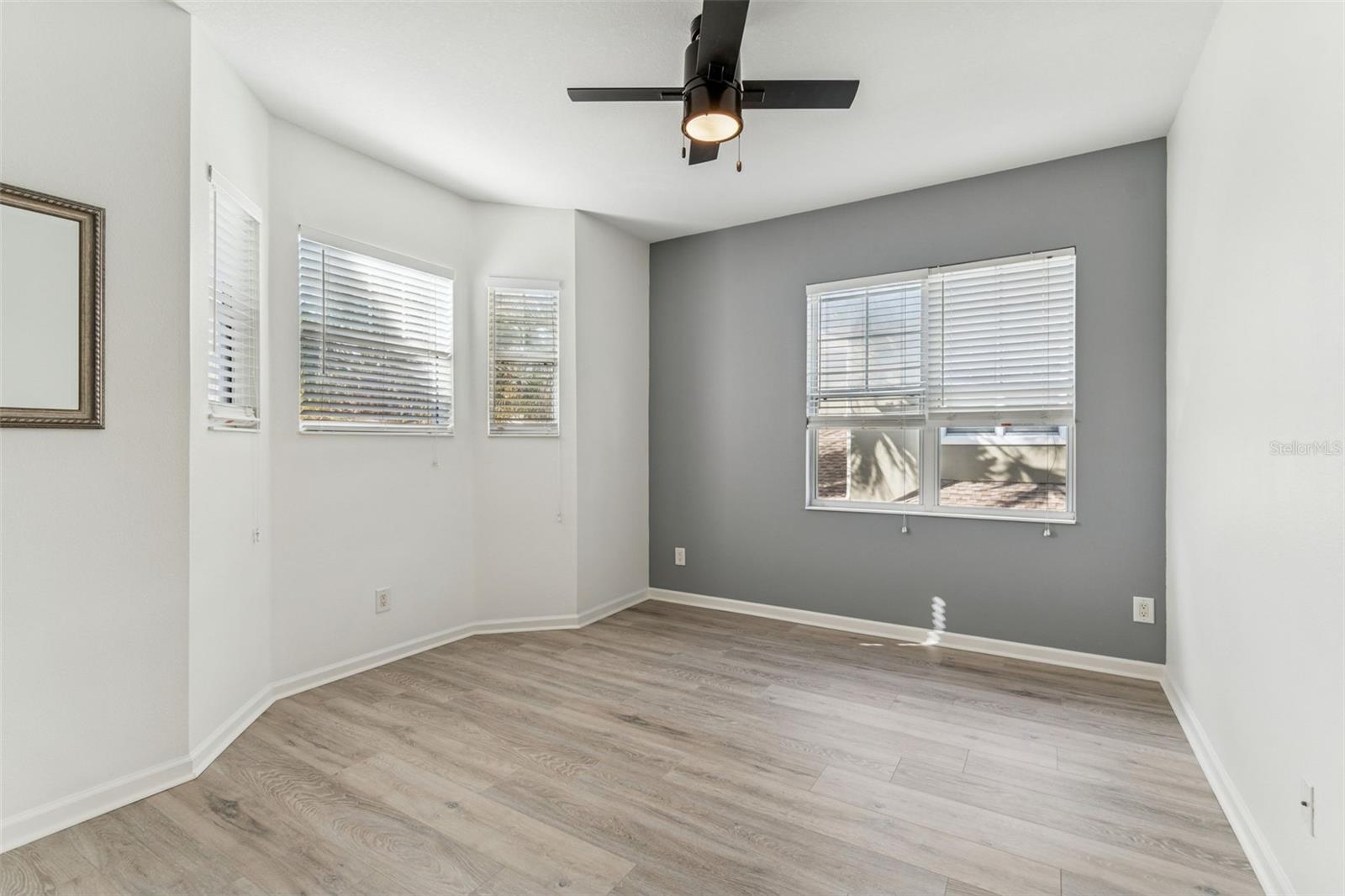 Image 30 of 67 For 10659 Whittington Court