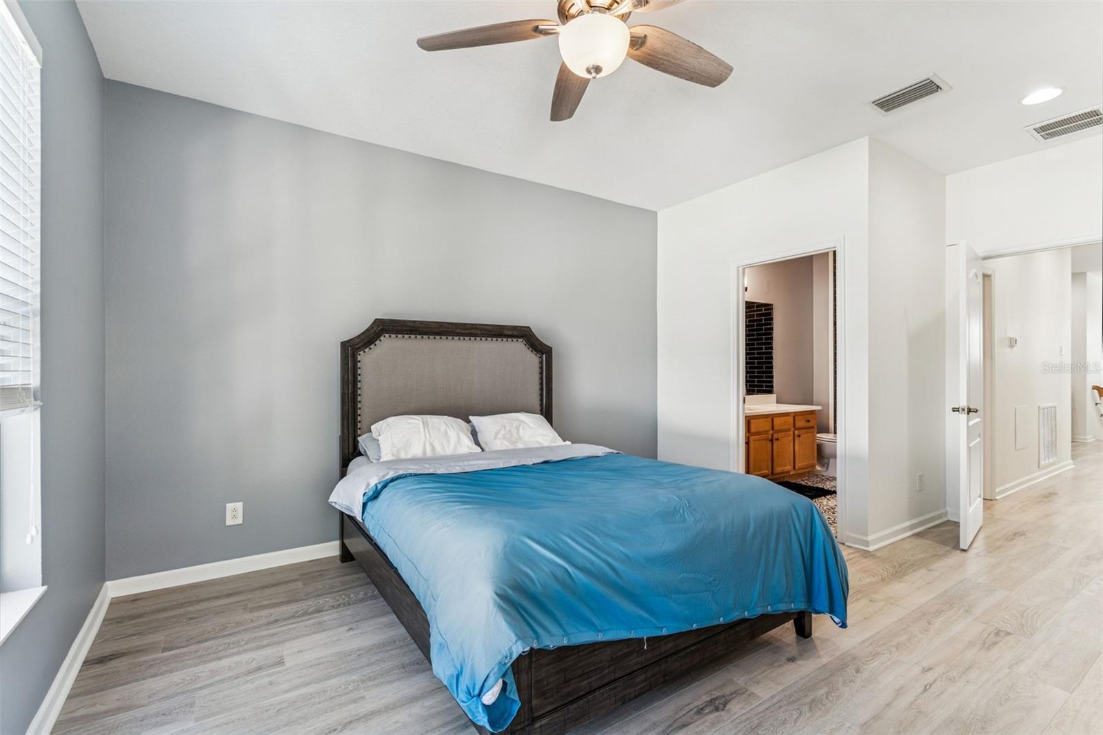 Image 41 of 67 For 10659 Whittington Court