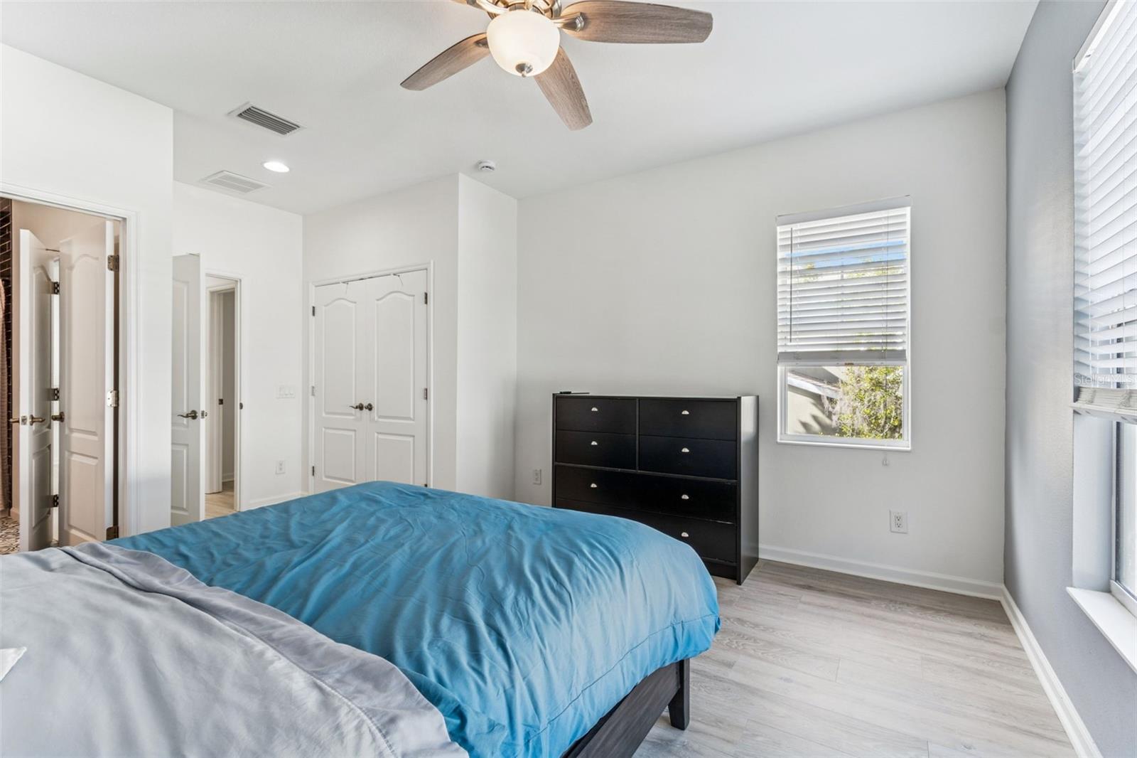 Image 42 of 67 For 10659 Whittington Court