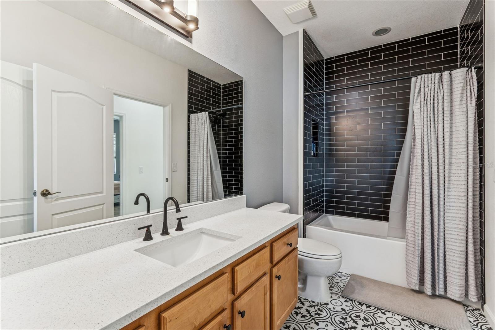 Image 44 of 67 For 10659 Whittington Court