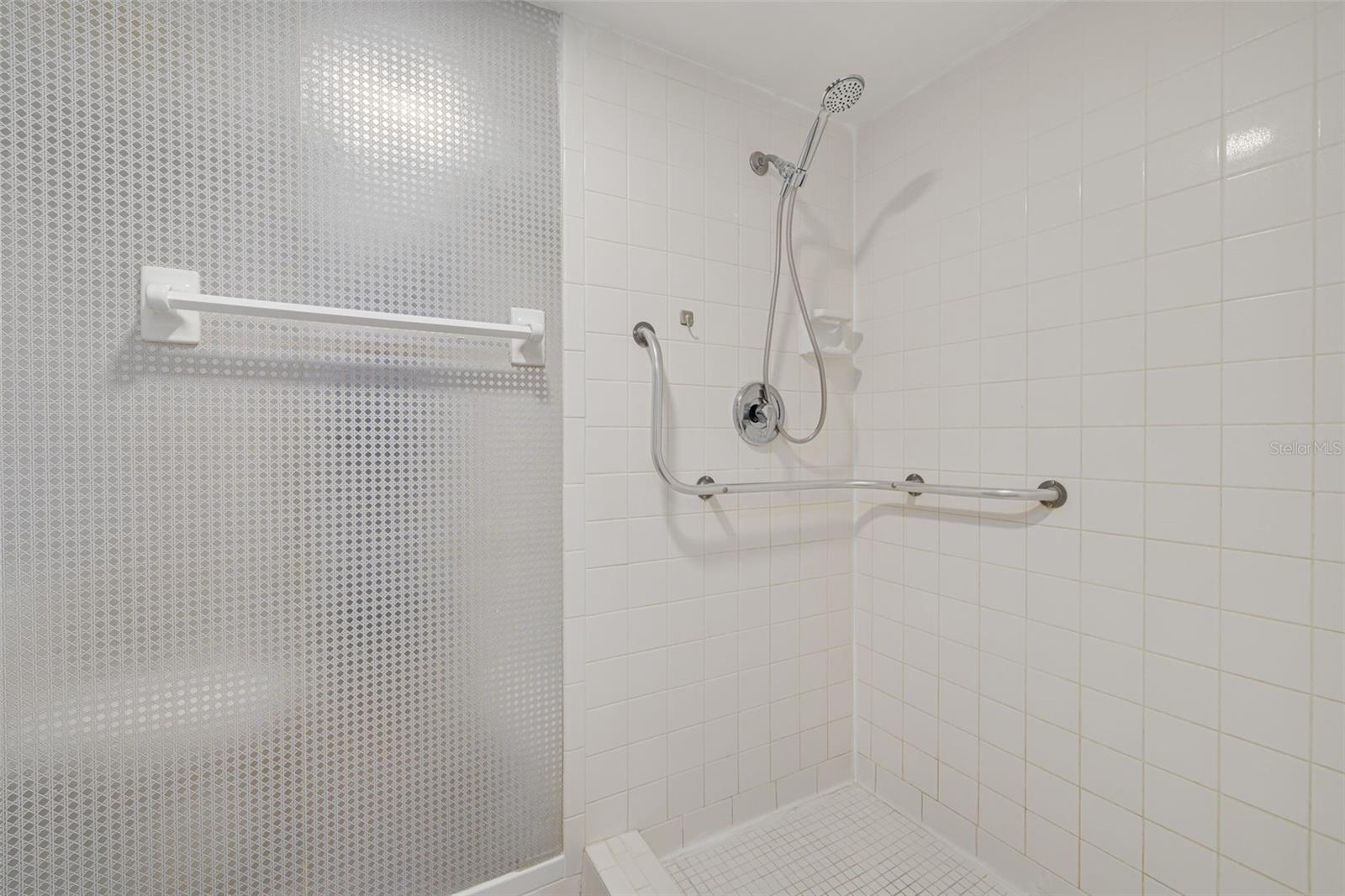 Image 14 of 23 For 218 Caryl Way  218