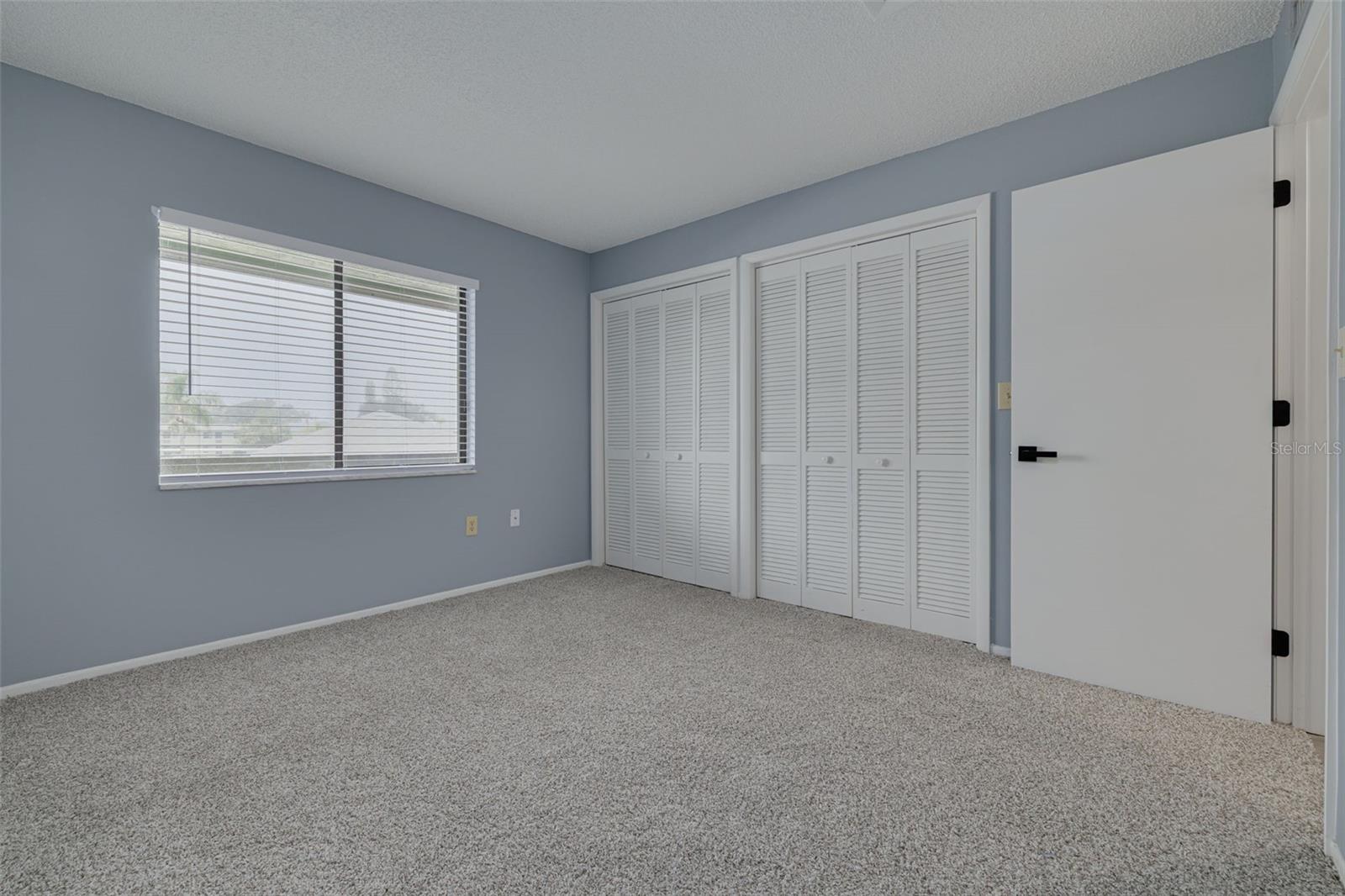 Image 17 of 23 For 218 Caryl Way  218