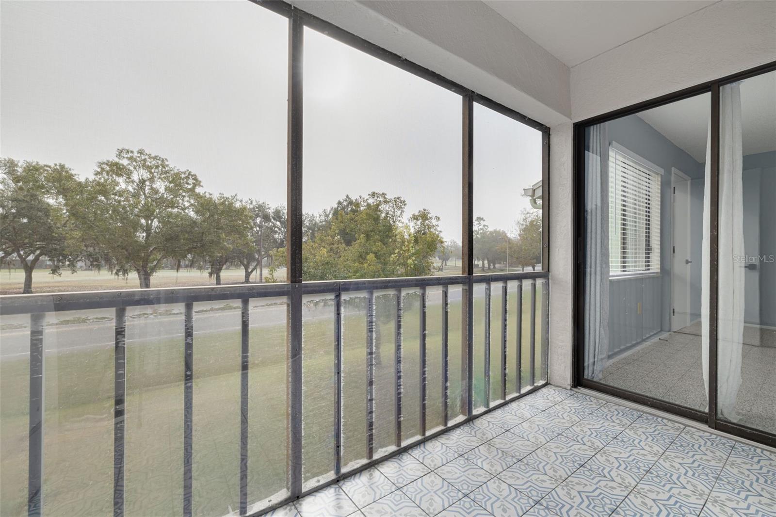 Image 19 of 23 For 218 Caryl Way  218