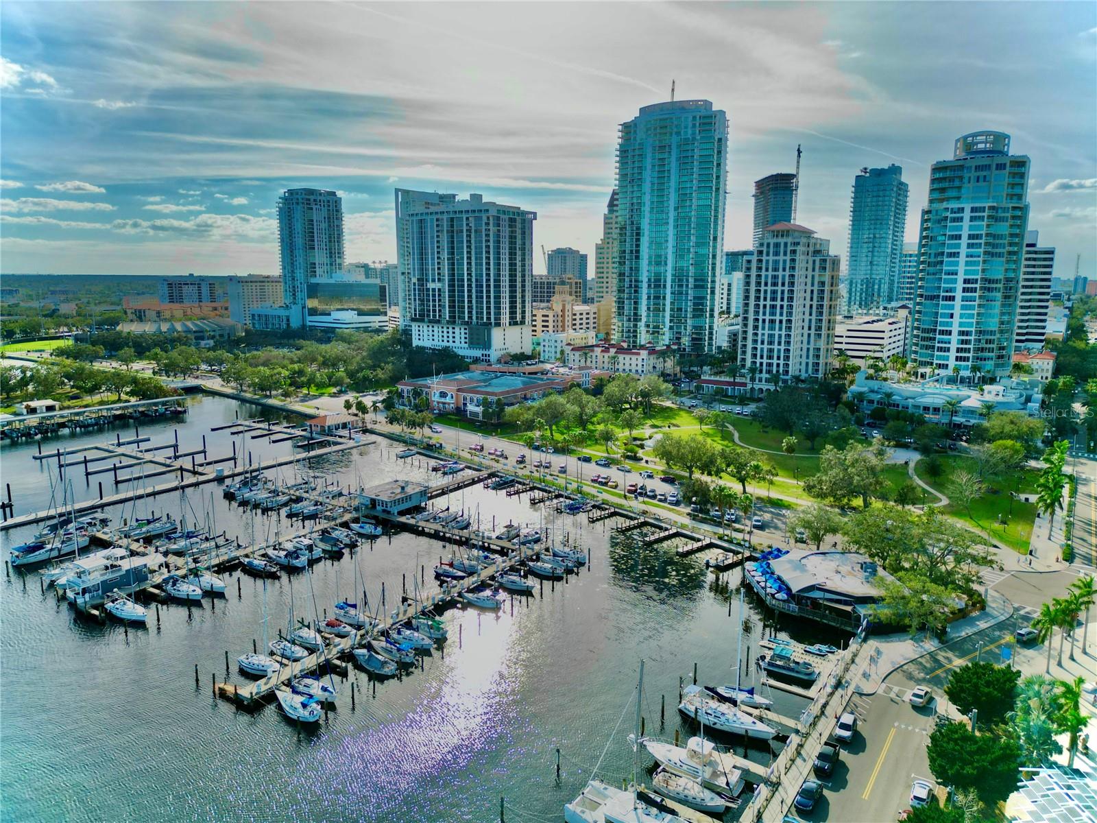 Image 21 of 22 For 130 4th Avenue N 414