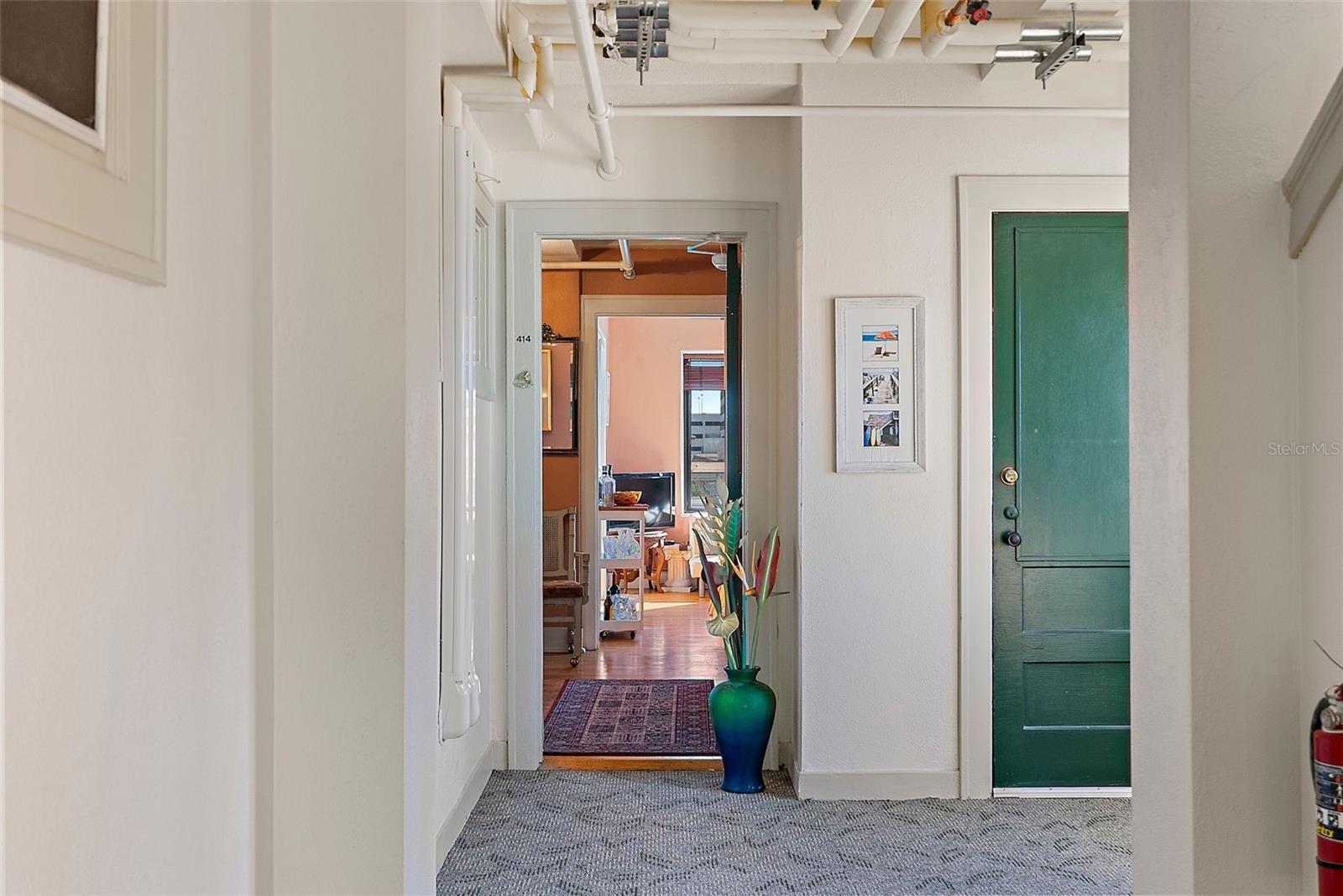 Image 4 of 22 For 130 4th Avenue N 414