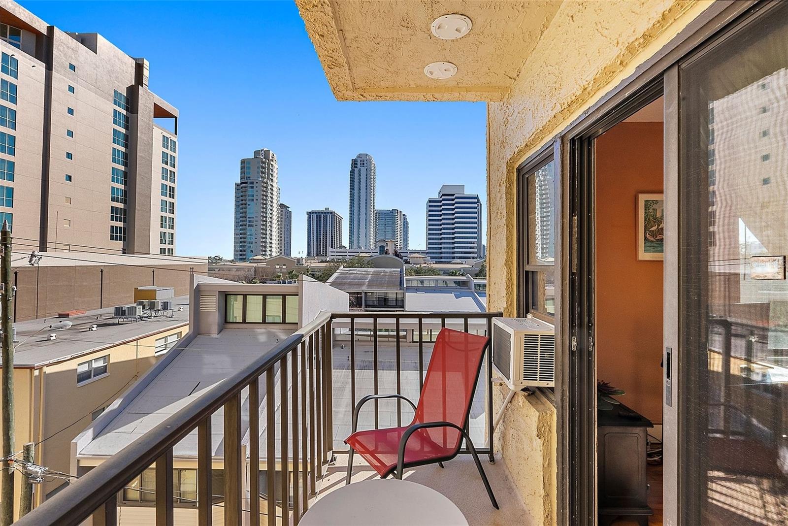 Image 6 of 22 For 130 4th Avenue N 414