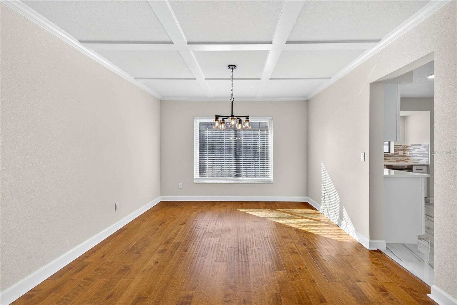 Image 7 of 39 For 3909 Braesgate Lane