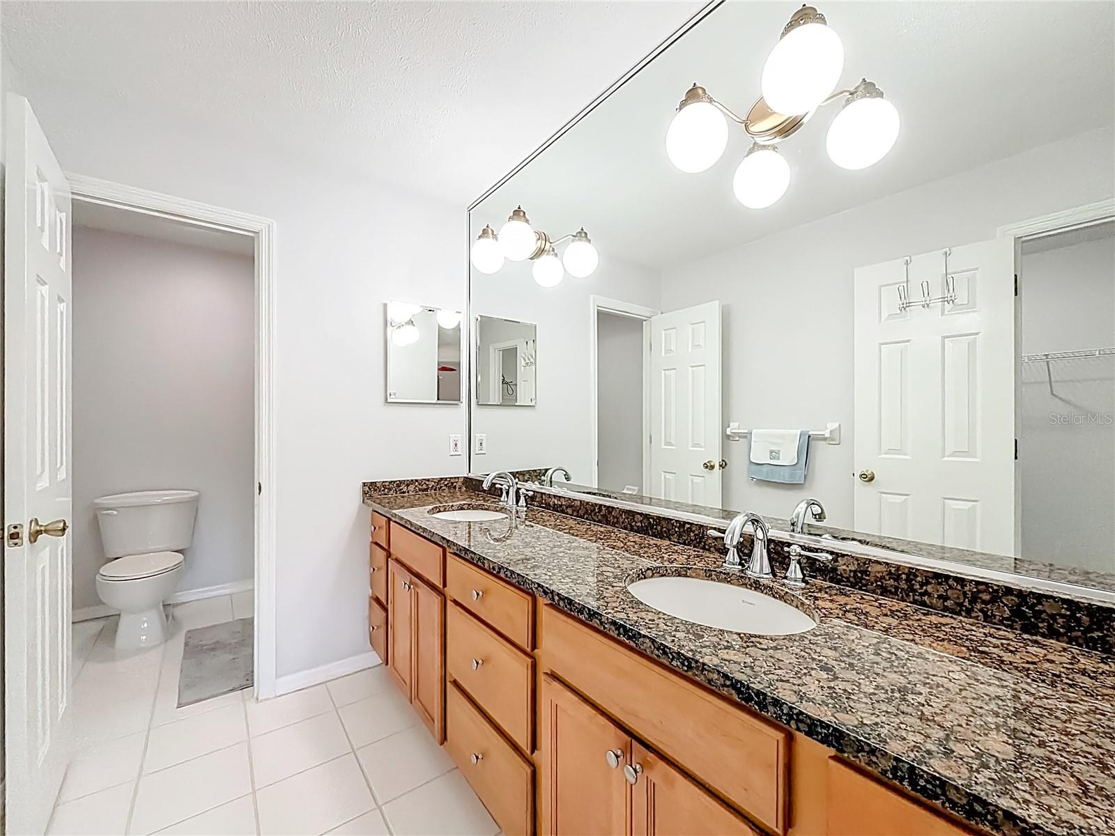 Image 22 of 61 For 11006 Cove Harbor Drive 16