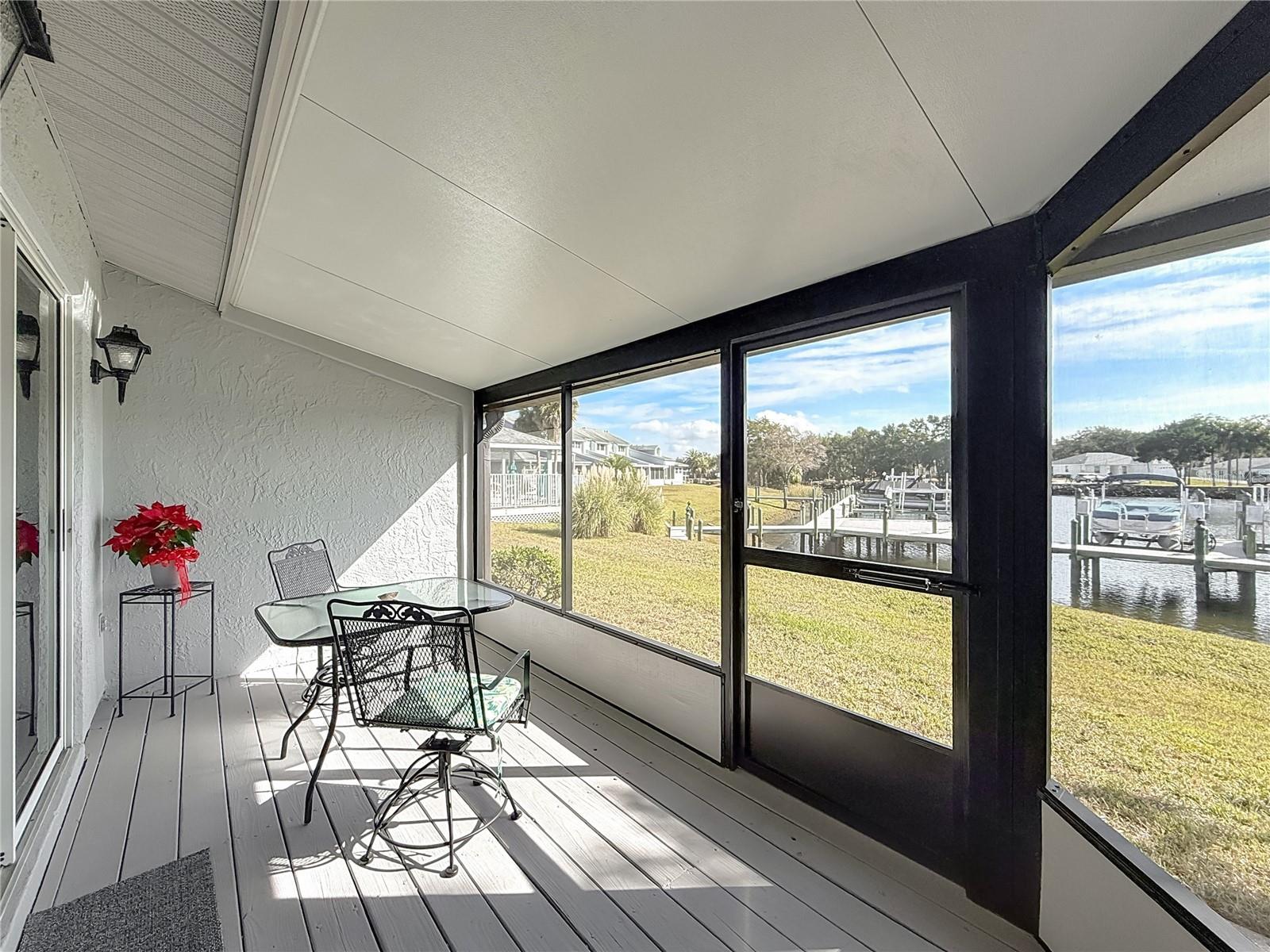 Image 30 of 61 For 11006 Cove Harbor Drive 16