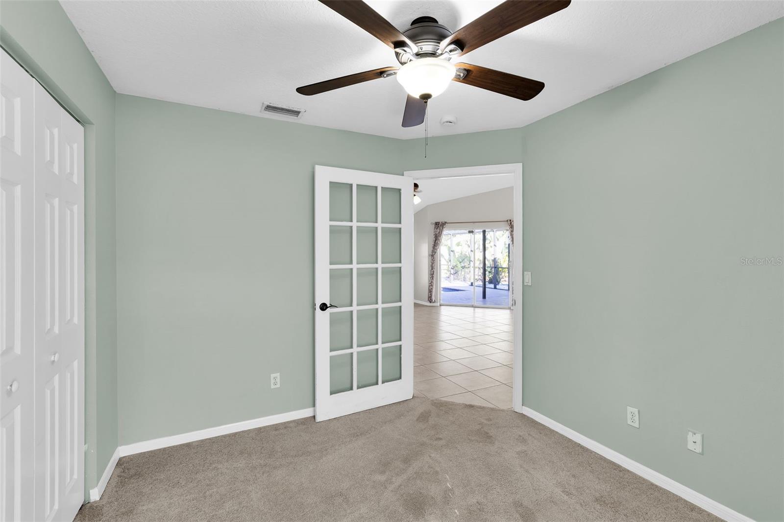 Image 16 of 38 For 6834 34th Avenue E