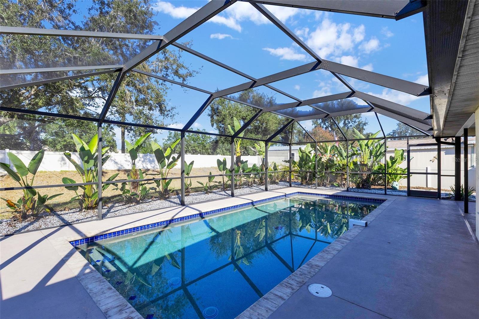 Image 30 of 38 For 6834 34th Avenue E