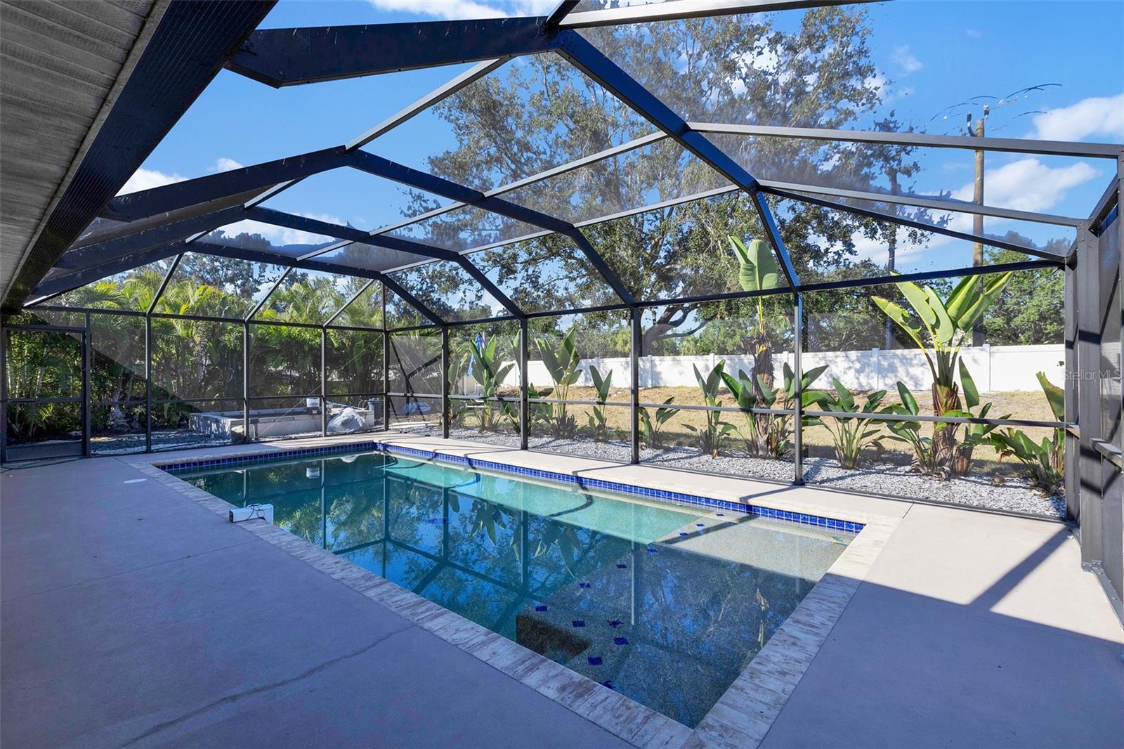 Image 31 of 38 For 6834 34th Avenue E