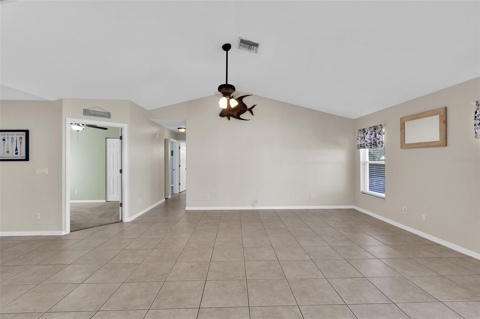 Image 7 of 38 For 6834 34th Avenue E