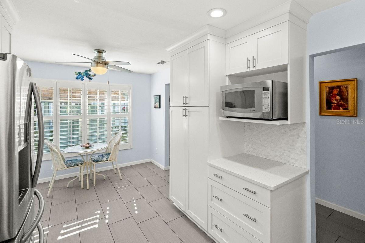 Image 12 of 60 For 870 Loch Linnhe Lane 125