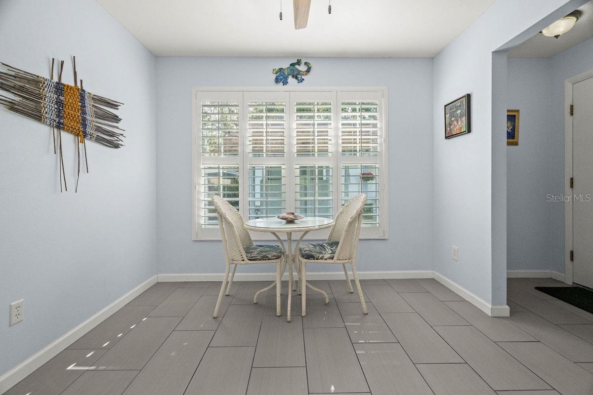 Image 13 of 60 For 870 Loch Linnhe Lane 125