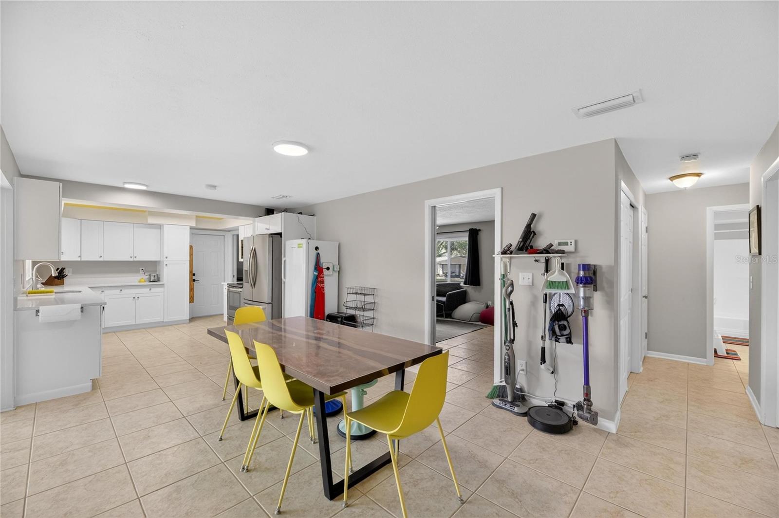 Image 21 of 55 For 1511 Hunter Lane