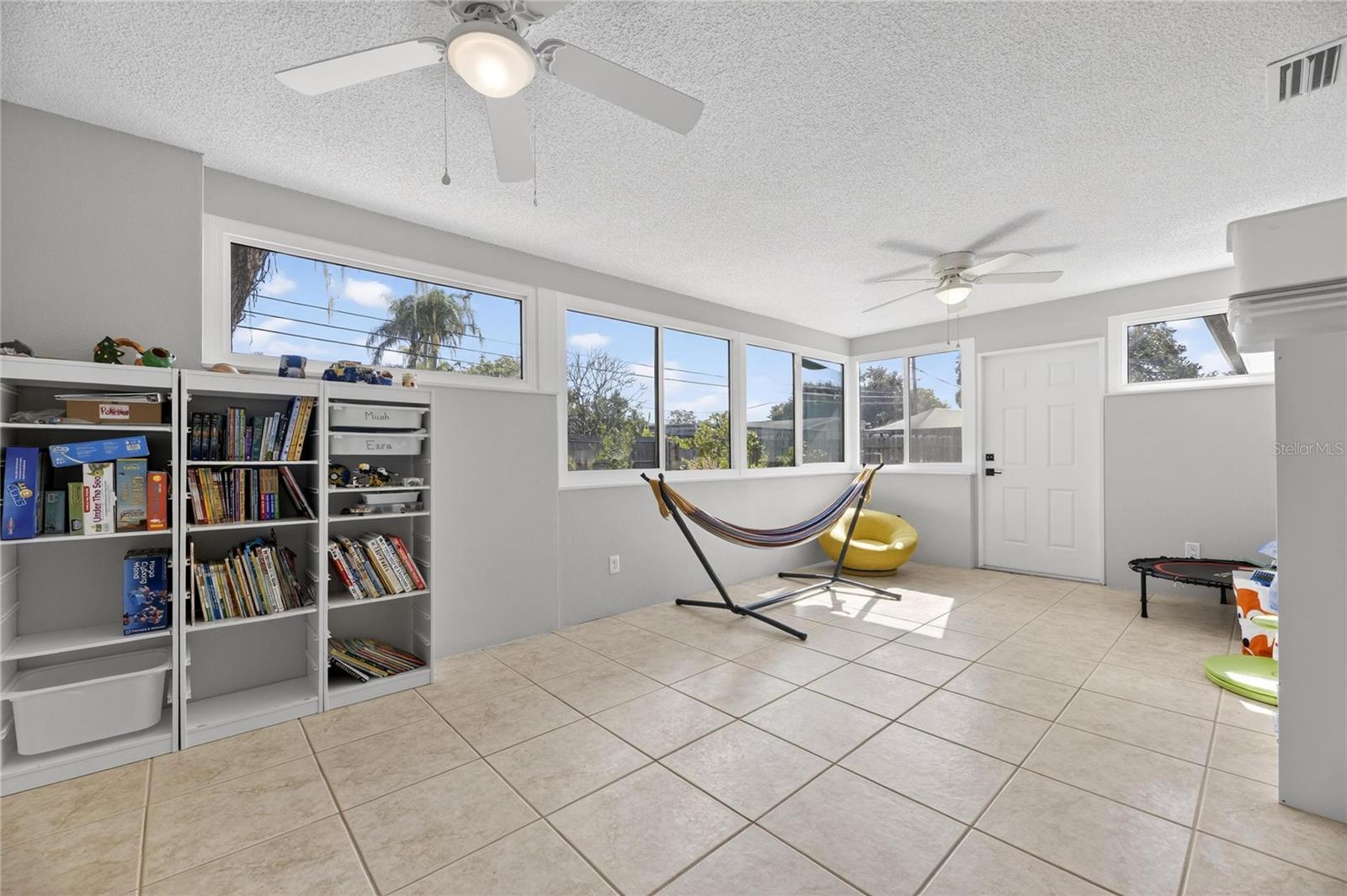 Image 35 of 55 For 1511 Hunter Lane