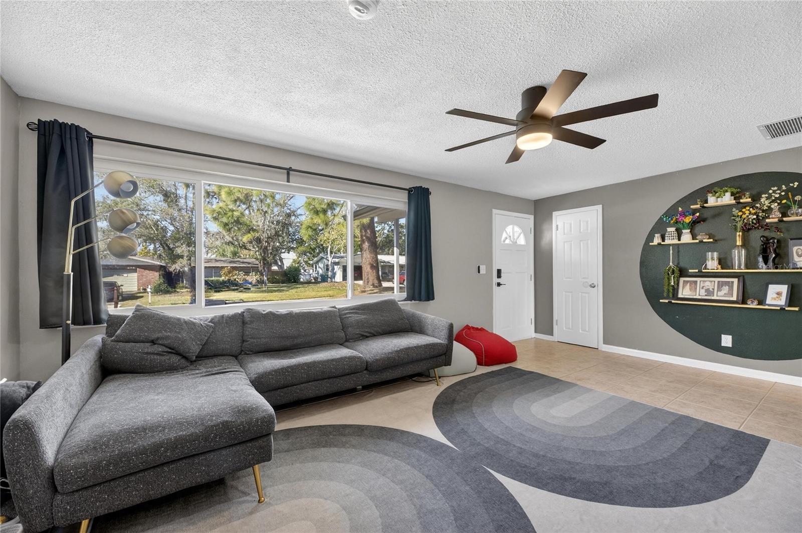 Image 5 of 55 For 1511 Hunter Lane