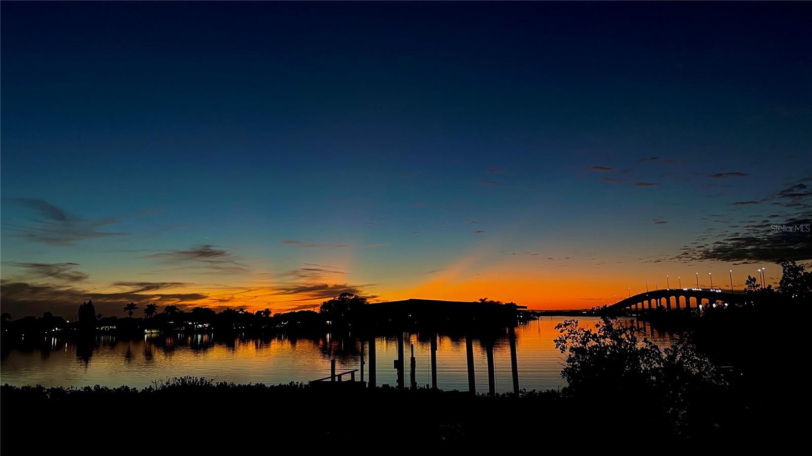 Image 6 of 52 For 50 Harbor View Lane 11