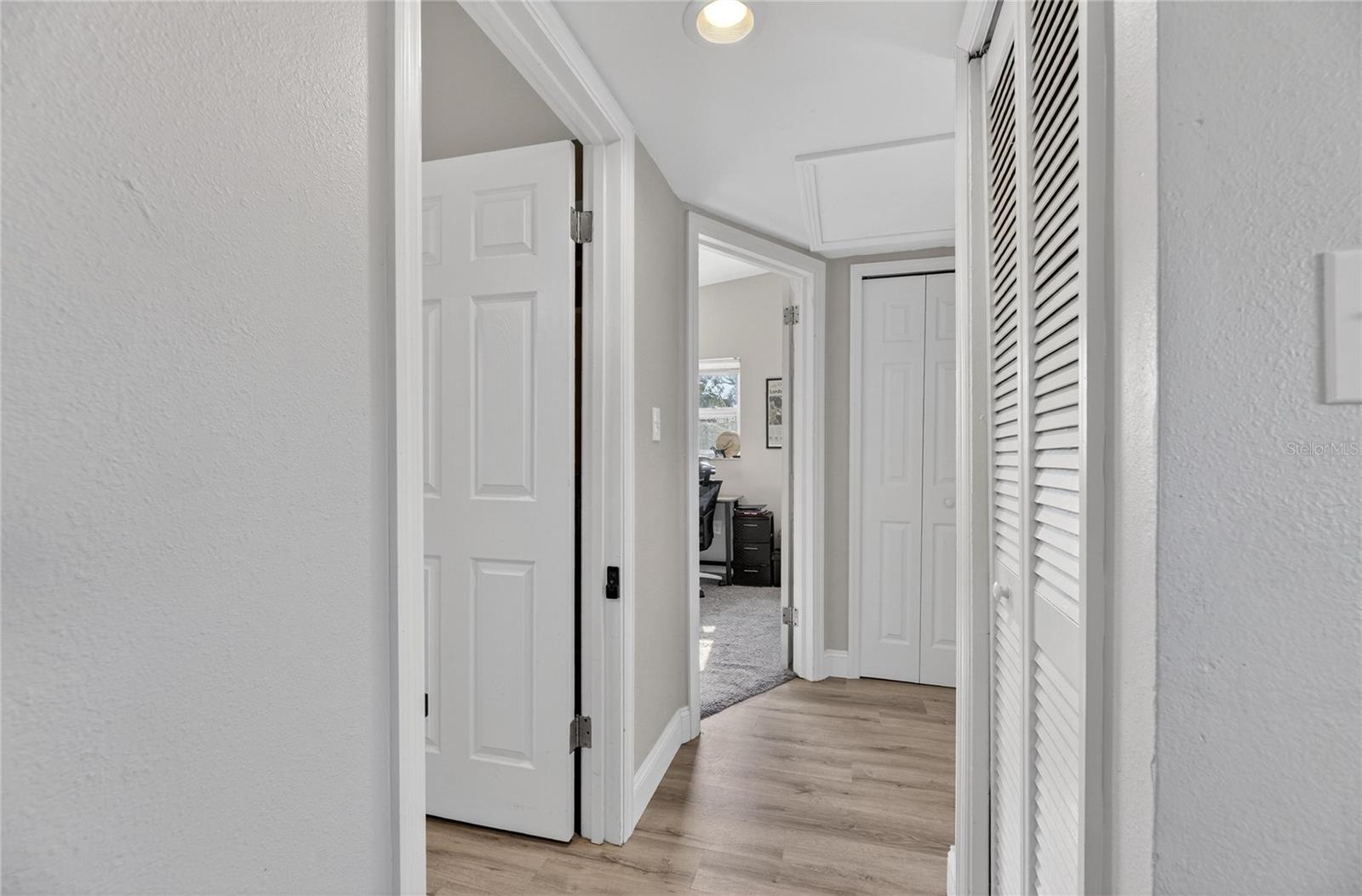 Image 20 of 39 For 8597 Quail Road