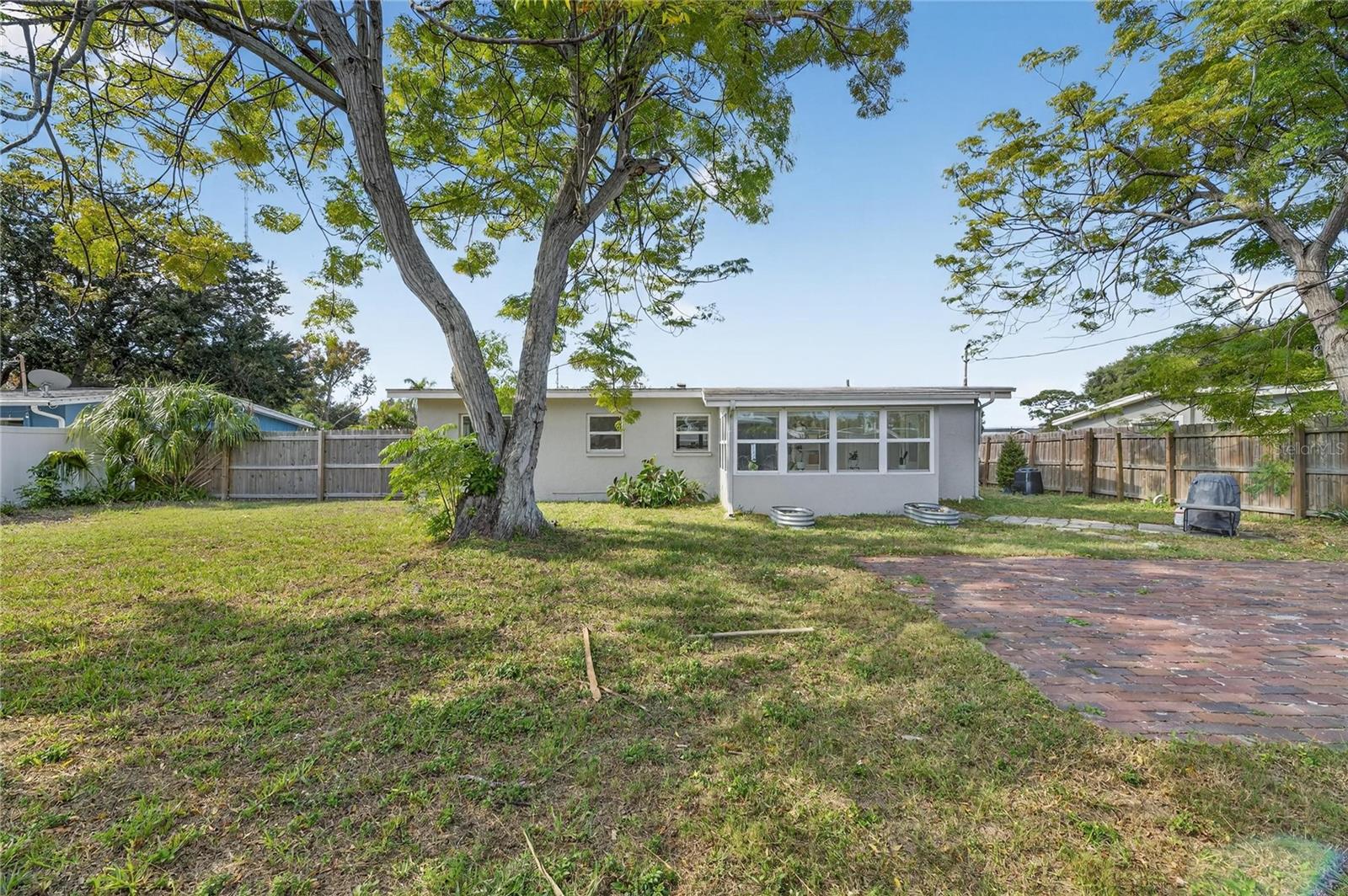 Image 36 of 39 For 8597 Quail Road