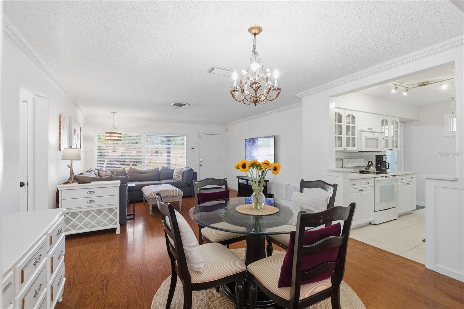 Image 12 of 35 For 2039 Pine Ridge Drive