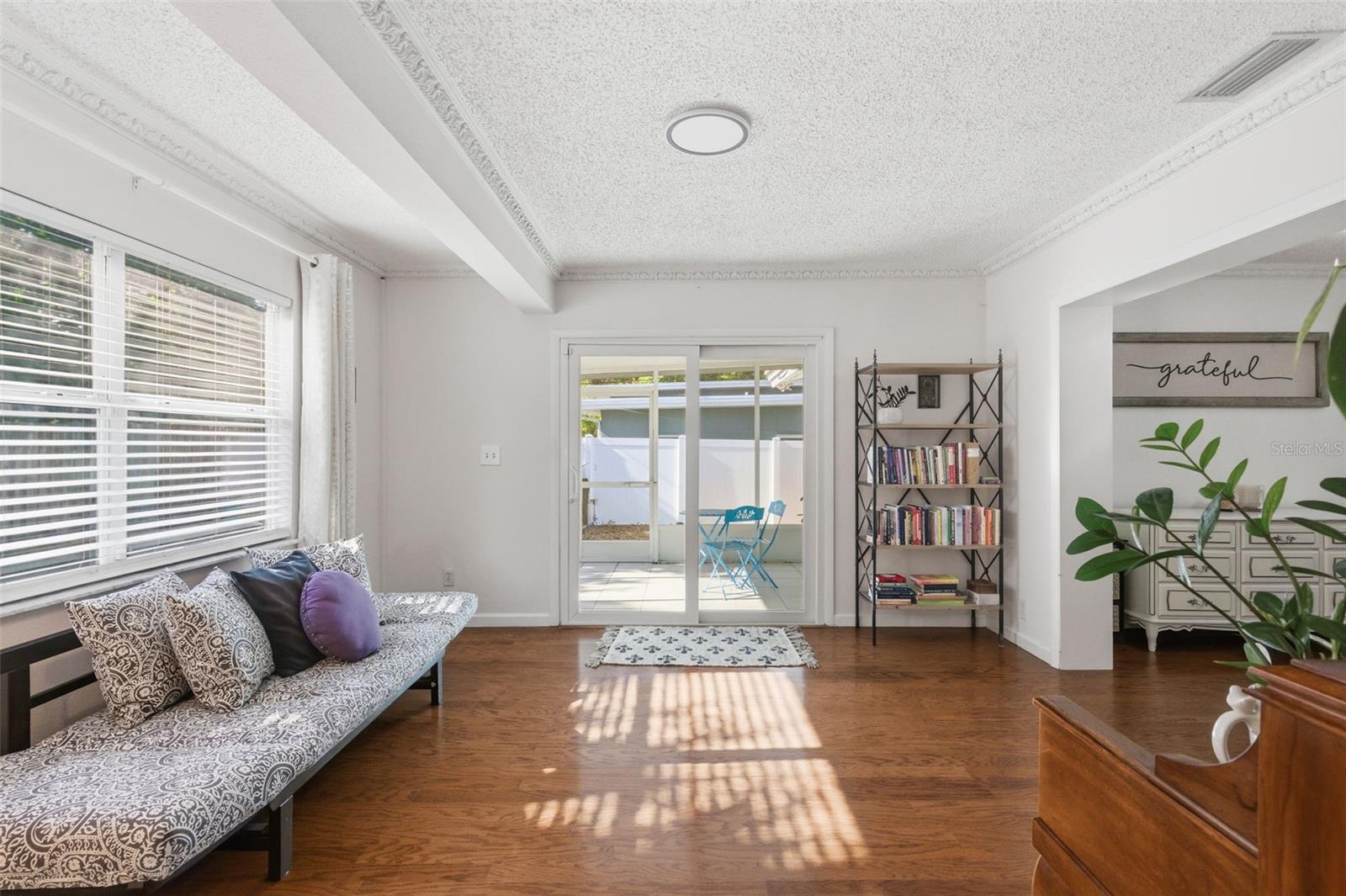 Image 9 of 35 For 2039 Pine Ridge Drive