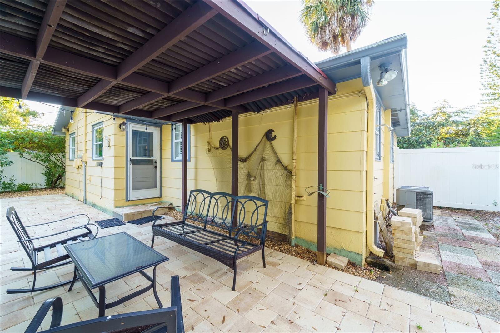 Image 50 of 63 For 1011 Park Drive