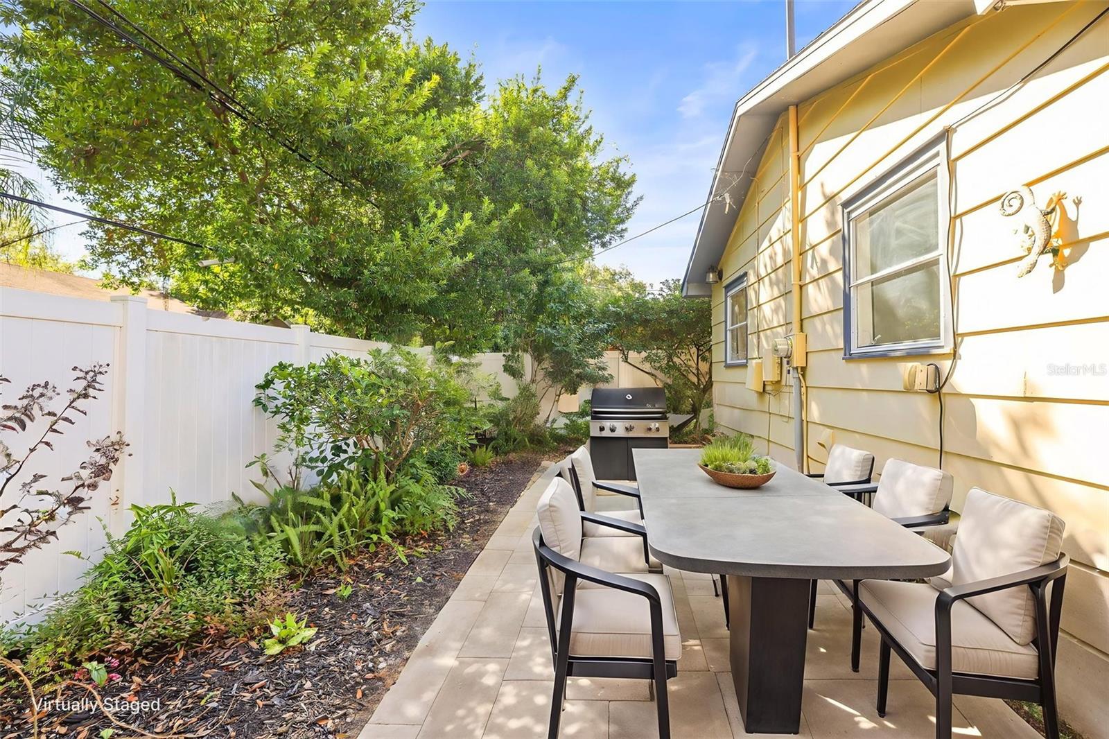 Image 56 of 63 For 1011 Park Drive