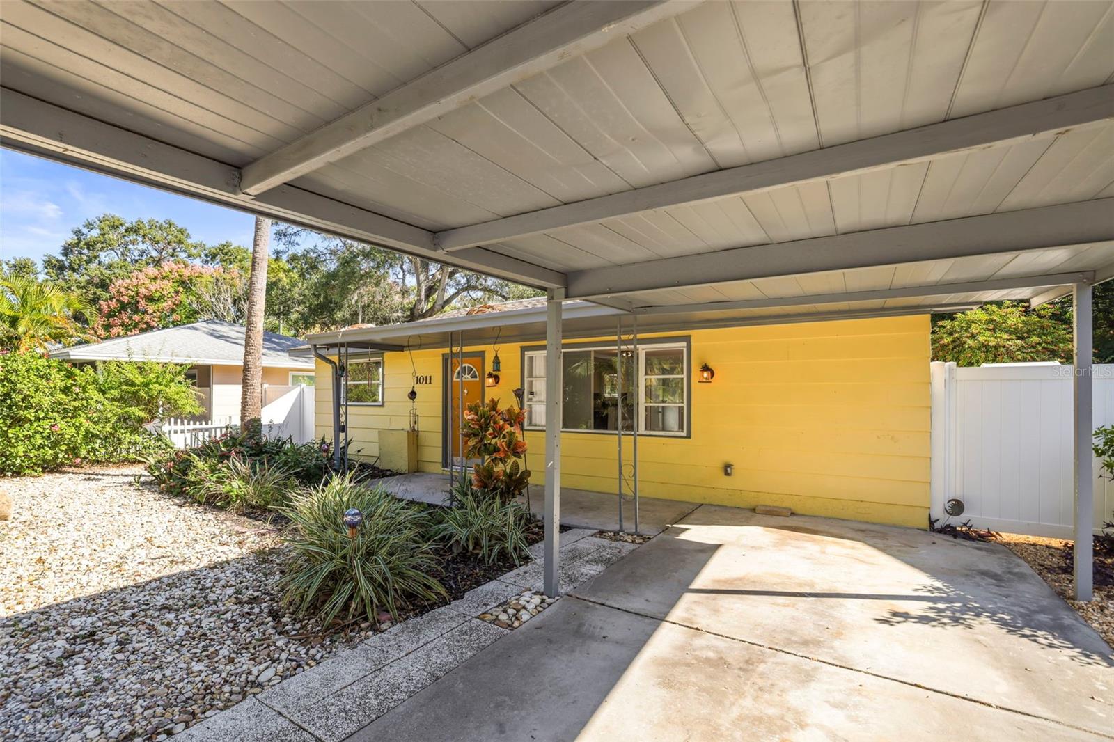 Image 60 of 63 For 1011 Park Drive