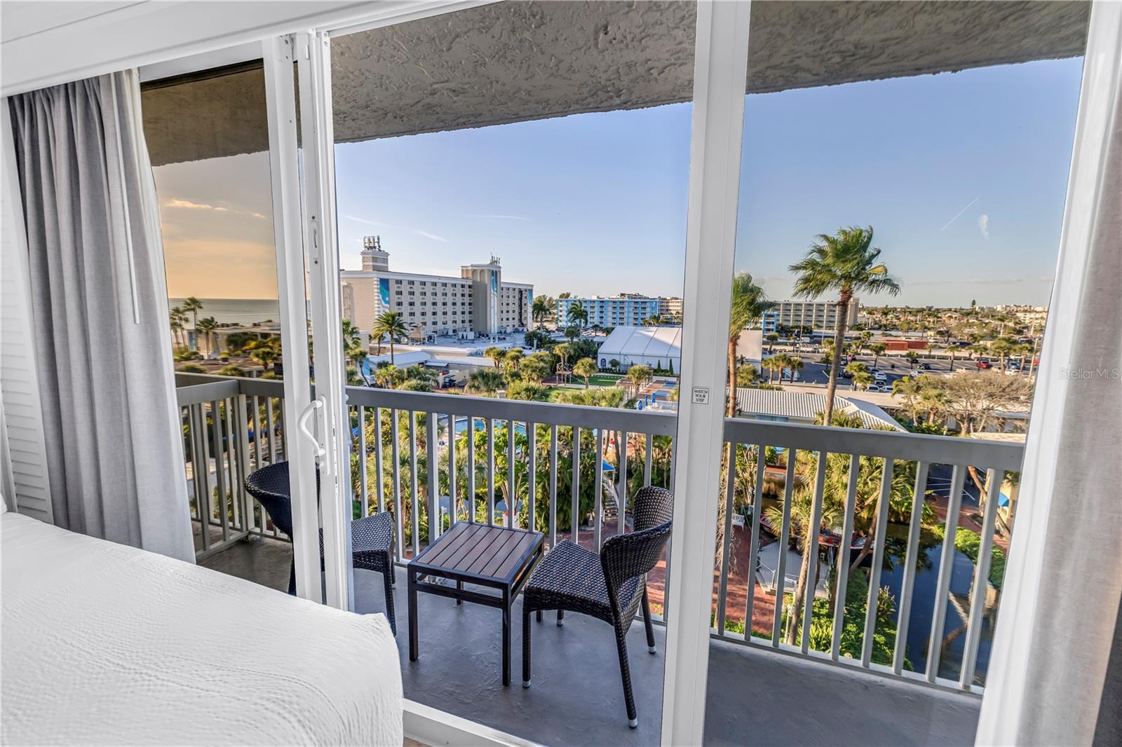 Image 7 of 35 For 5500 Gulf Boulevard 6248