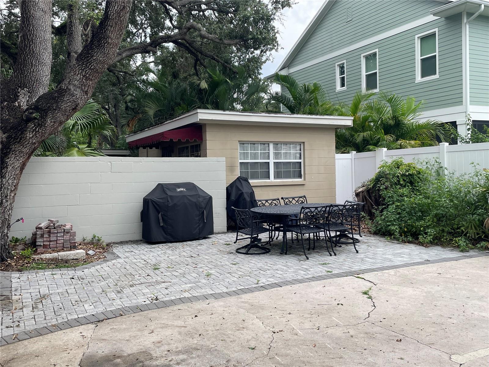 Image 13 of 17 For 3205 San Carlos Street 4