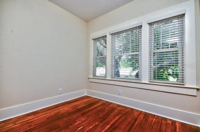 Image 9 of 17 For 3205 San Carlos Street 4